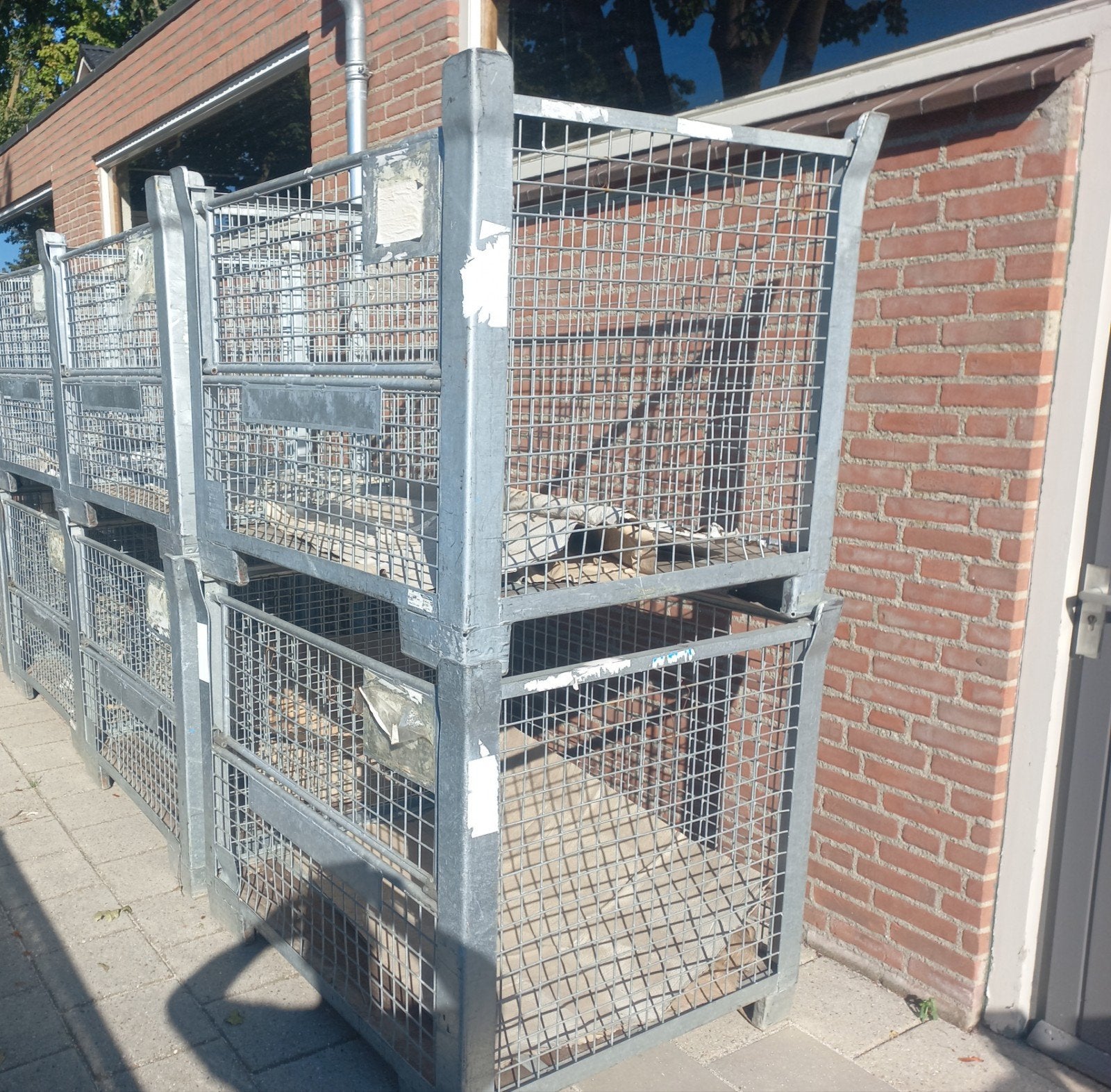 stalen kratten / gitterboxen / stapel bakken, Ophalen, Zo goed als nieuw, IJzer