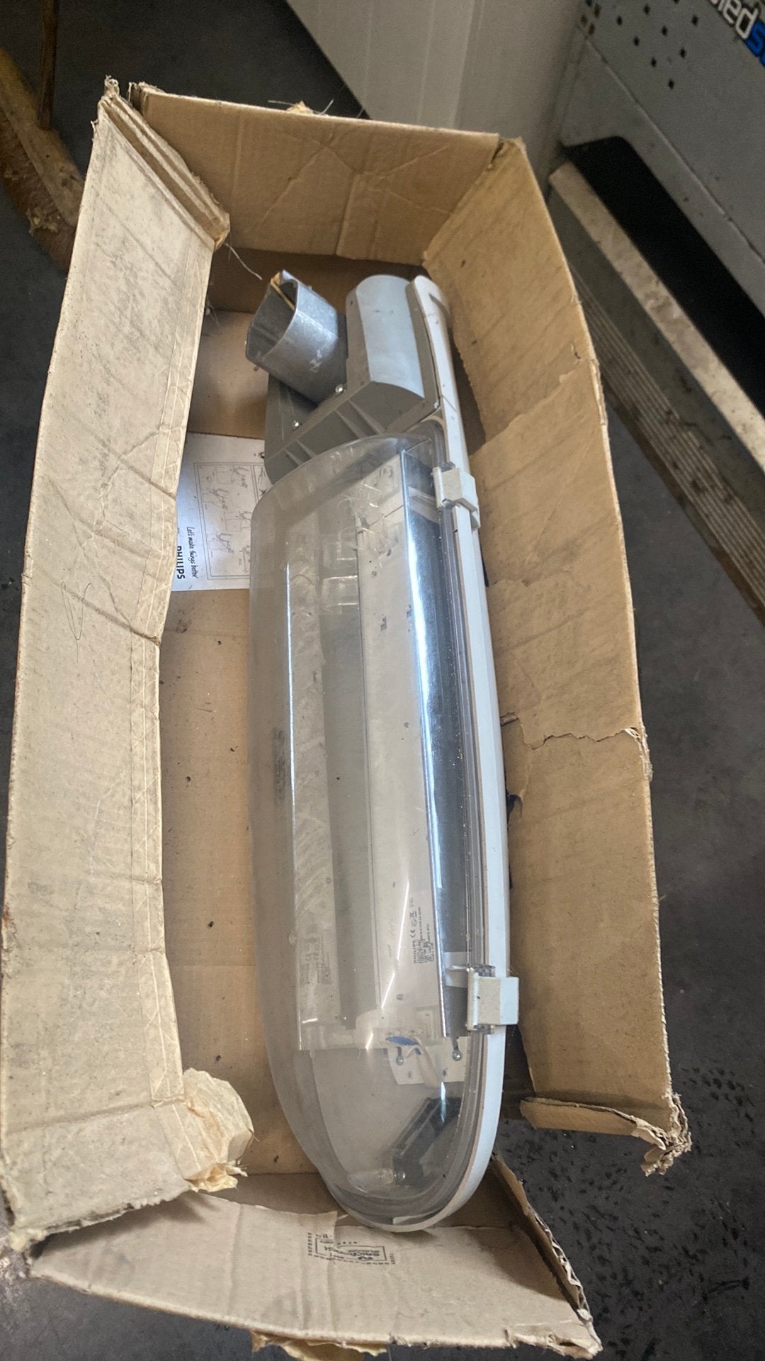 Lamp voor lantaarnpaal of gevel schuur, Tuin en Terras, Ophalen, Staande lamp, Nieuw, Netvoeding