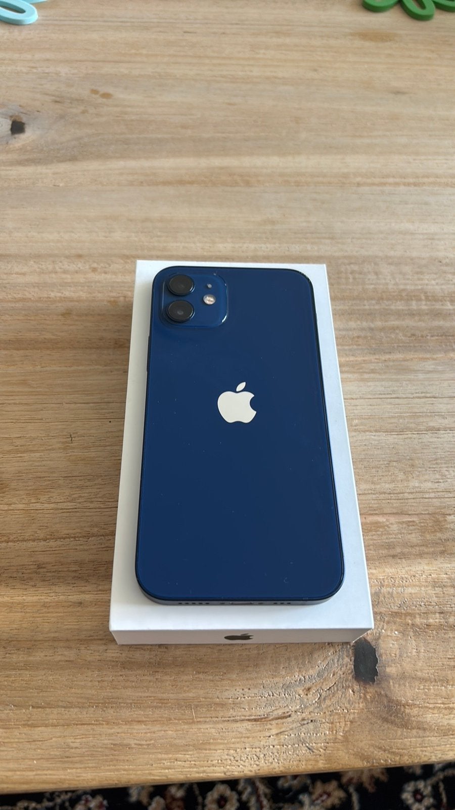 Apple iPhone 12 256 GB donkerblauw, Telecommunicatie, Mobiele telefoons | Apple iPhone, 80 %, Blauw, Zo goed als nieuw, IPhone 12