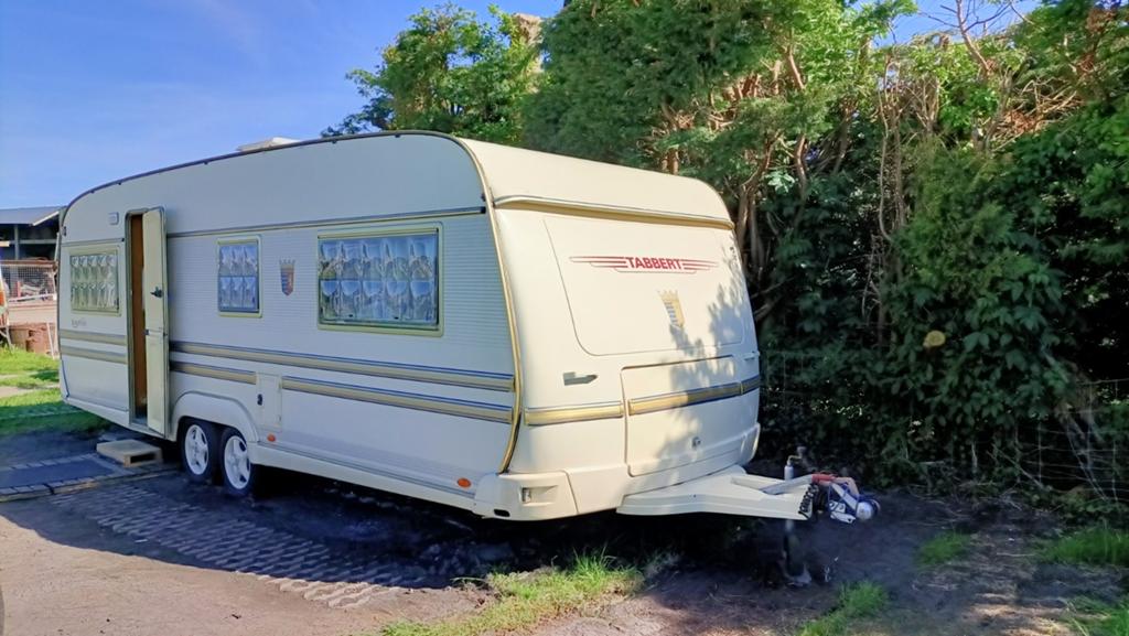 Tabbert baronesse te koop, Caravans en Kamperen, Kachel, Rondzit, Tabbert, Frans bed