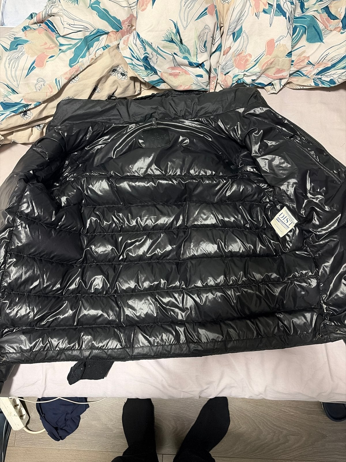 Moncler Puffer Jas Zwart Maat M, Ophalen of Verzenden, Zo goed als nieuw, Maat 48/50 (M), Zwart