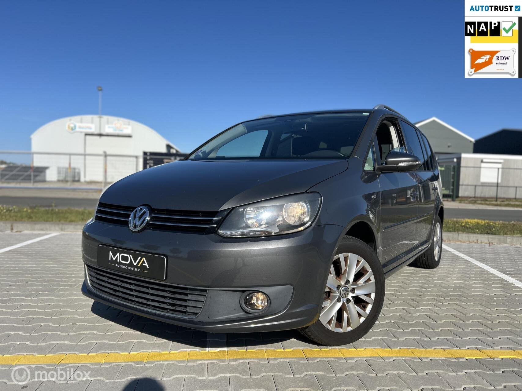 Volkswagen Touran 1.2 TSI Comfortline BlueMotion|CRUISE CONT, Auto's, Start-stop-systeem, 4 cilinders, Bedrijf, Handgeschakeld