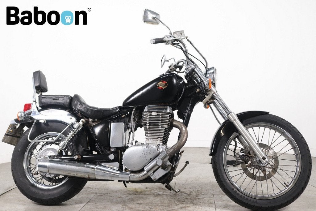 Suzuki LS 650 Savage (bj 1995), Chopper, 652 cc, Suzuki, 12 t/m 35 kW