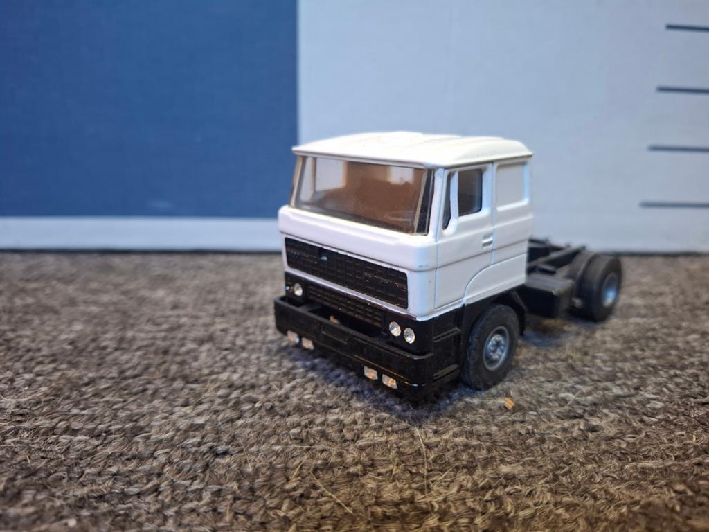 Lion toys daf 3300, Hobby en Vrije tijd, Modelauto's | 1:50, Ophalen of Verzenden, Zo goed als nieuw, Bus of Vrachtwagen, Lion Toys