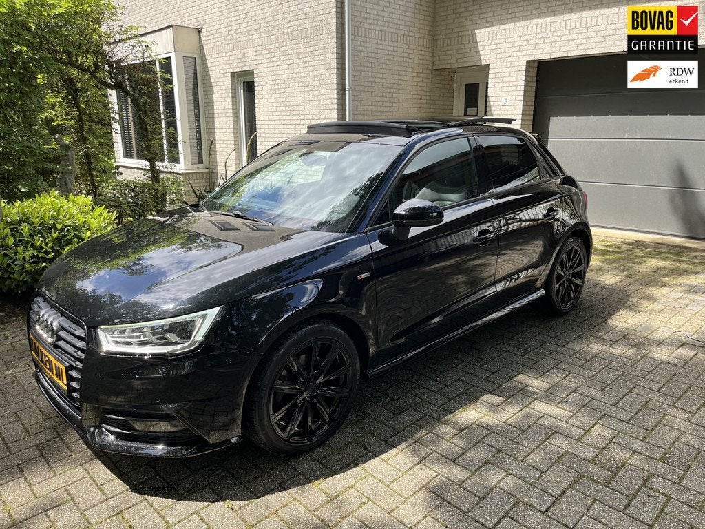 Audi A1 Sportback 1.4 TFSI Sportback S-line Automaat, Pano,, Auto's, 125 pk, 4 cilinders, 4 stoelen, Leder en Stof