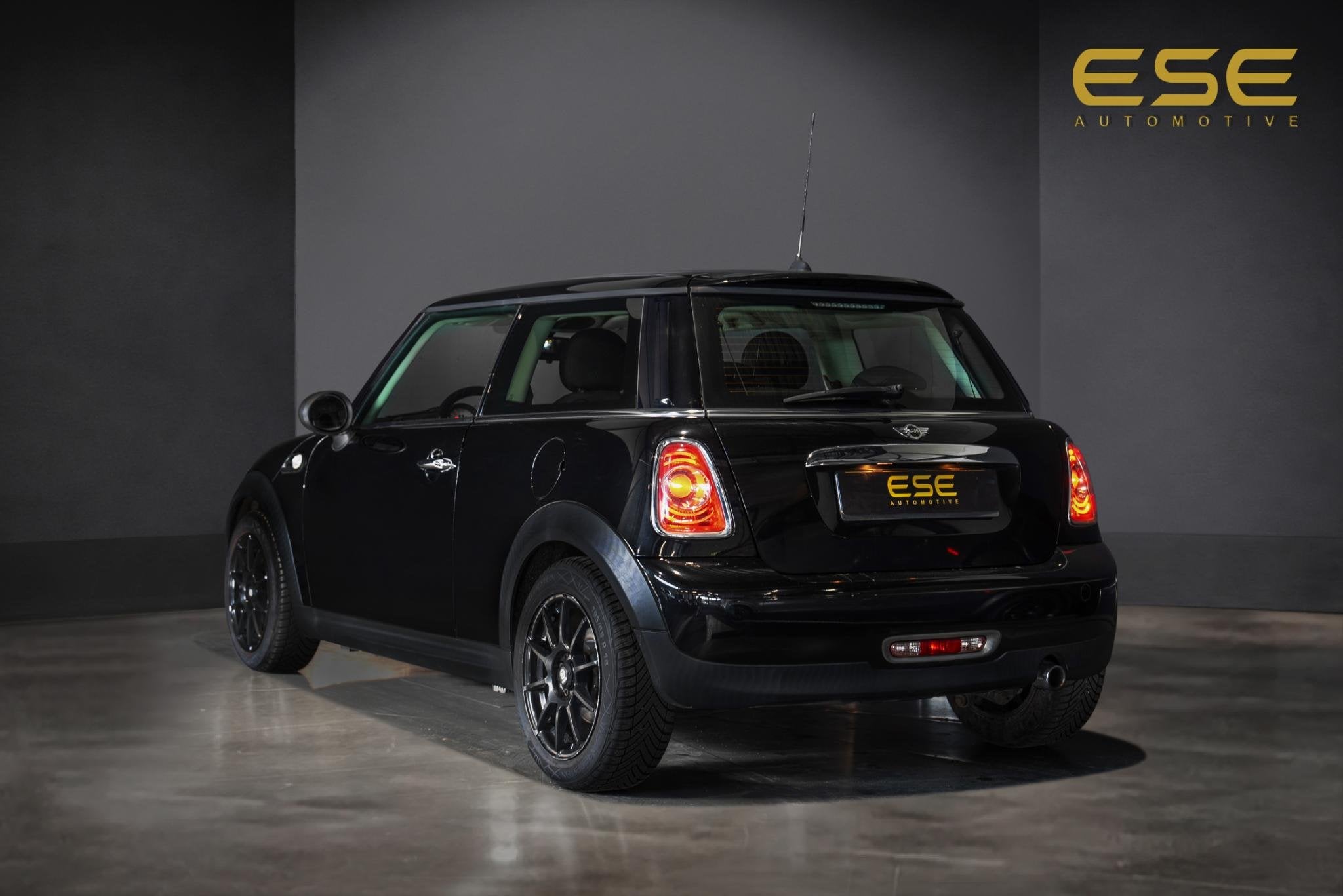 MINI 3-Deurs 1.6 One Business Line | Airco | Cruise, Auto's, Voorwielaandrijving, Euro 5, Stof, 4 stoelen