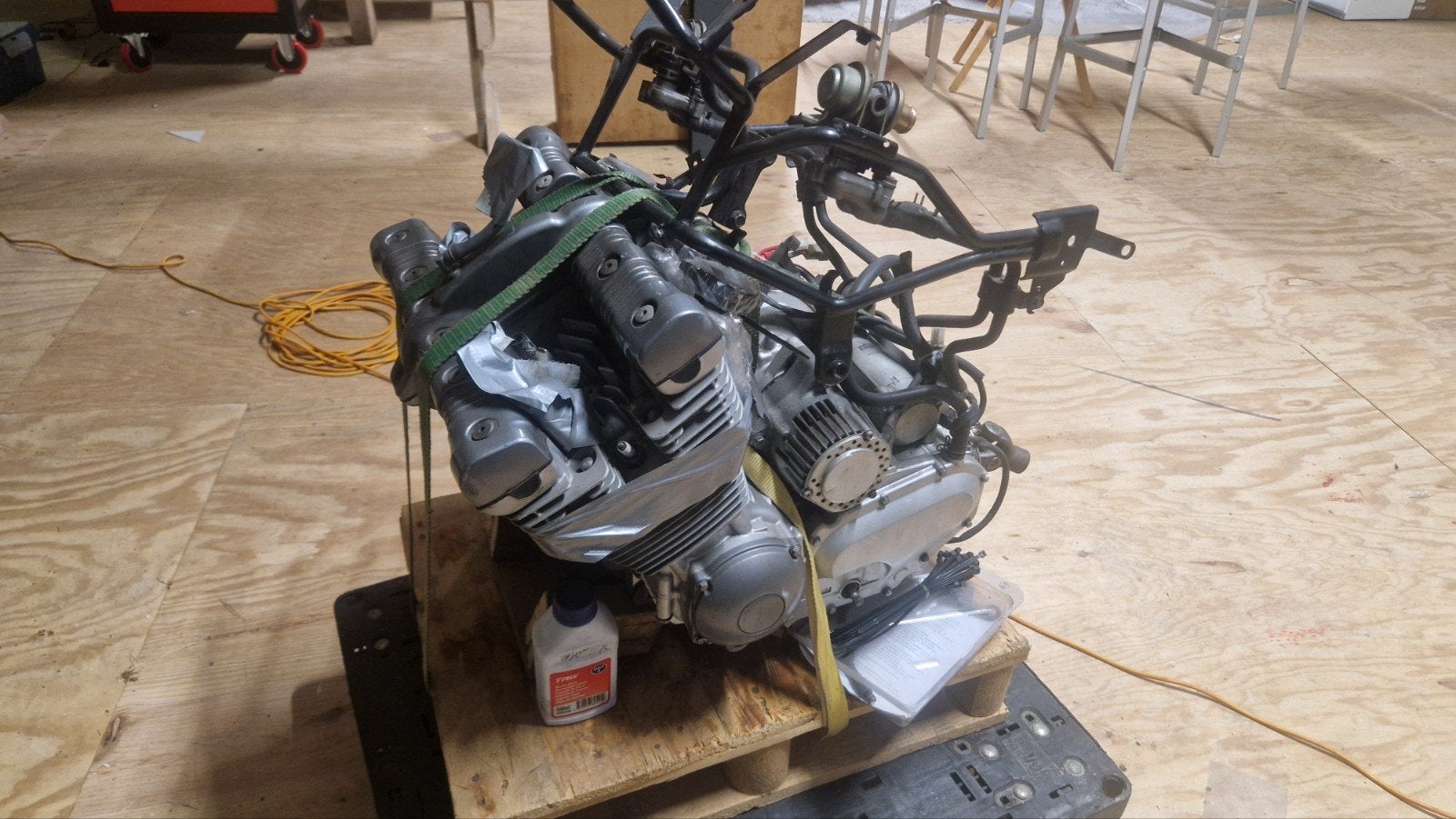 Yamaha diversion 900 in onderdelen, Ophalen