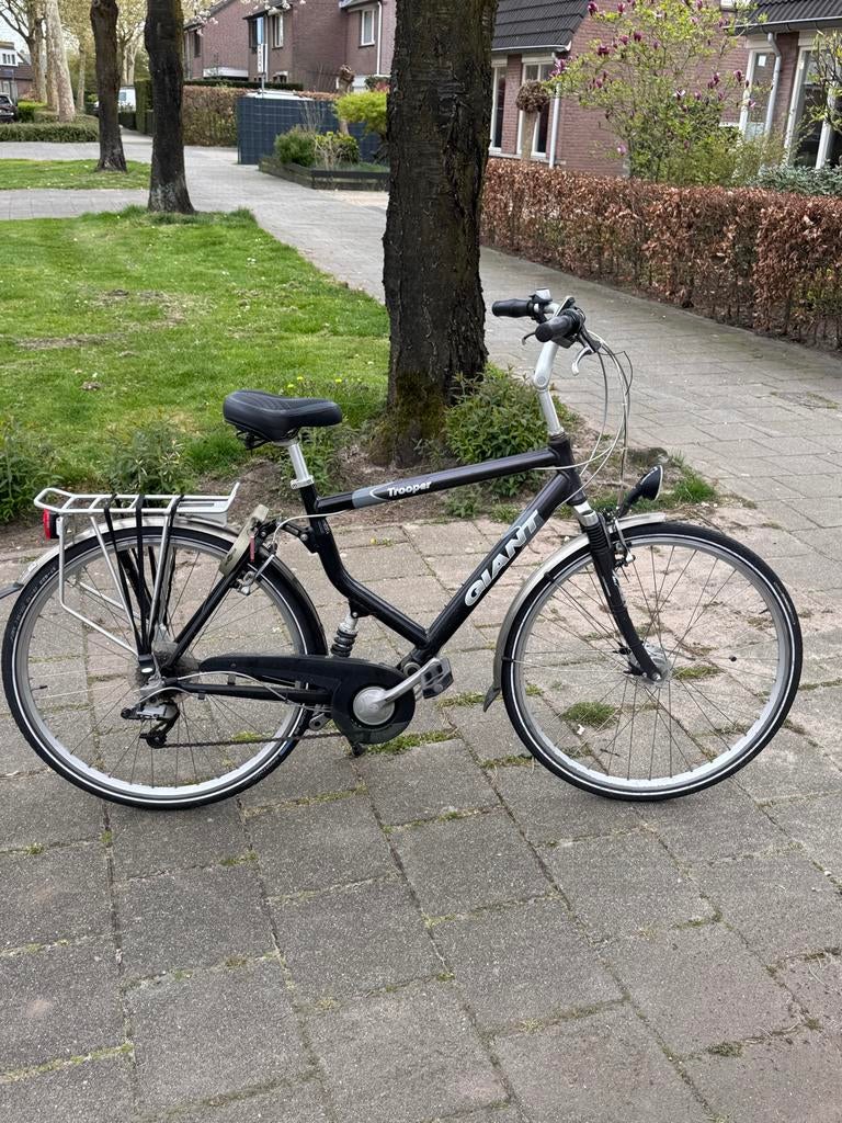 Giant Trooper herenfiets, Ophalen, Gebruikt, Velgrem, Versnellingen