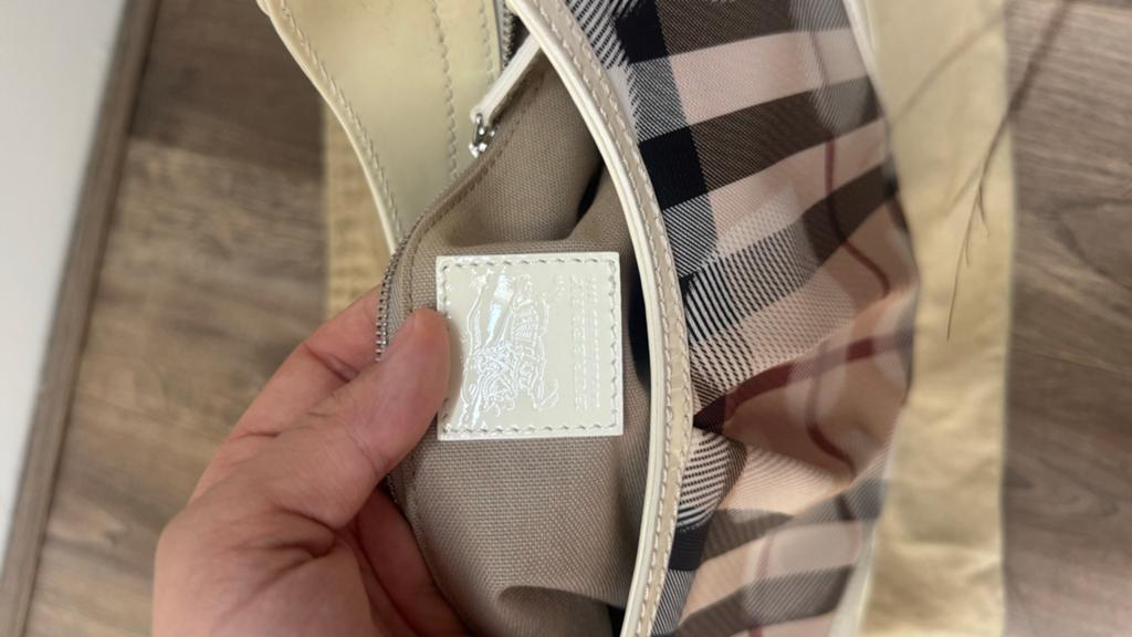 Burberry Handtas - Zo goed als nieuw, Ophalen of Verzenden, Zo goed als nieuw, Beige, Handtas