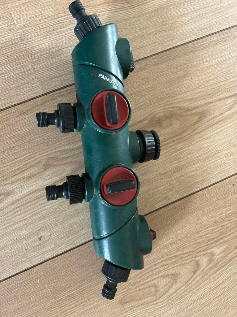 Parkside Tuinslangverdeler met 4 afsluitbare uitgangen, Ophalen of Verzenden, Zo goed als nieuw, Overige typen