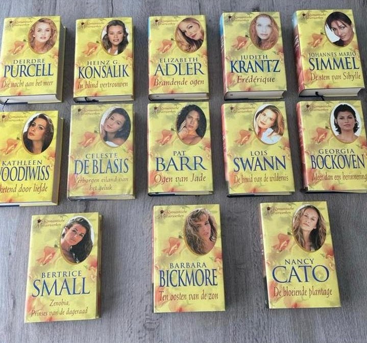 2 series Romantische Meesterwerken, 26 hardcover boeken, Ophalen, Zo goed als nieuw