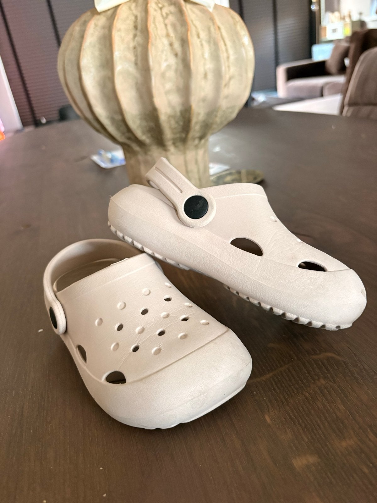 Vans, Crocs, New Balance, Adidas schoenen maat 27-28, Kinderen en Baby's, Kinderkleding | Schoenen en Sokken, Gebruikt, Schoenen