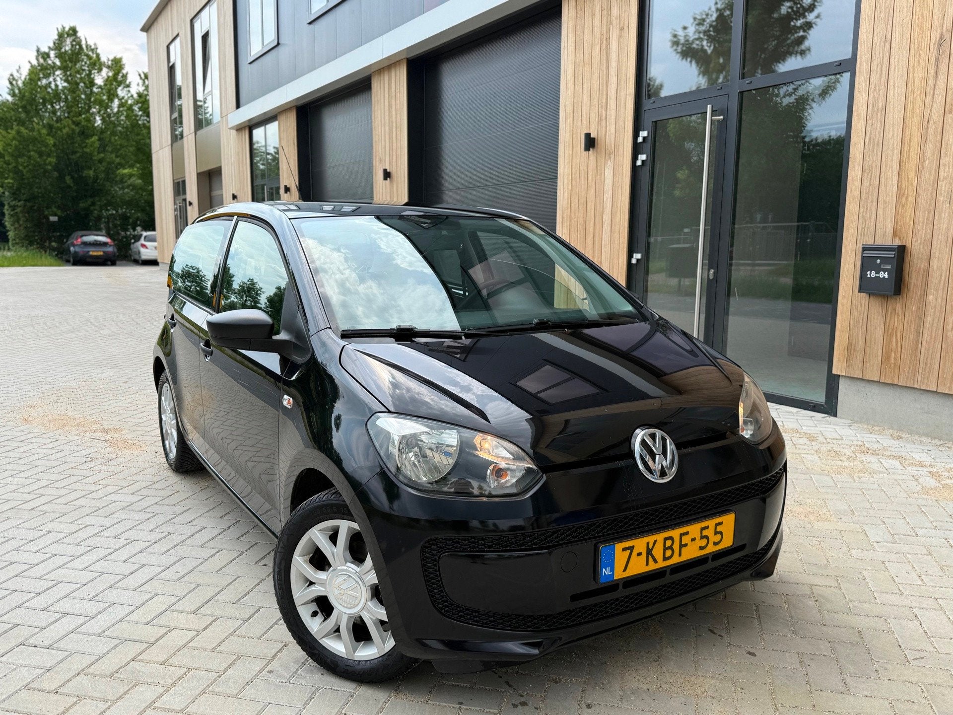 Volkswagen Up! 1.0 take up! BlueMotion (bj 2013) 5-DEURS/LMV, Auto's, Volkswagen, Voorwielaandrijving, Euro 5, Stof, Gebruikt
