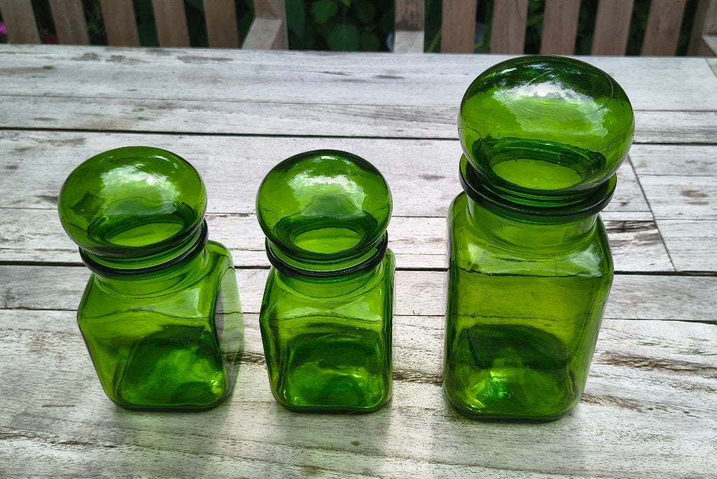 Set van 3 Vintage Groene Glazen Voorraadpotten, Huis en Inrichting, Ophalen of Verzenden, Voorraadpot, Nb, Nb