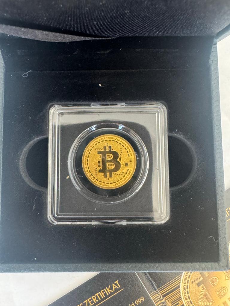 Bitcoin herdenkingsmunt in 999 goud, met certificaat, Ophalen of Verzenden, Goud