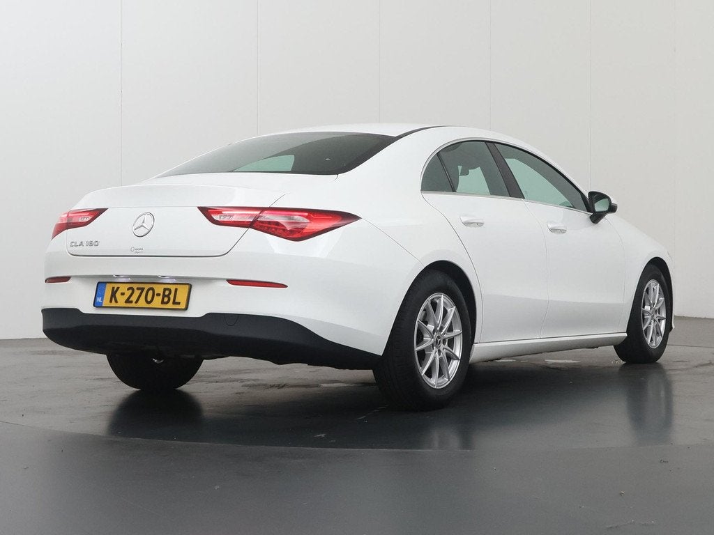 Mercedes-Benz CLA-klasse 180 | Widescreen | Achteruitrijcame, Auto's, Voorwielaandrijving, CLA, 136 pk, Gebruikt