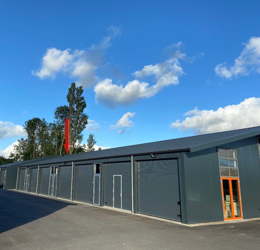 Garage unit Cornjum te huur, Auto diversen, Autostallingen en Garages