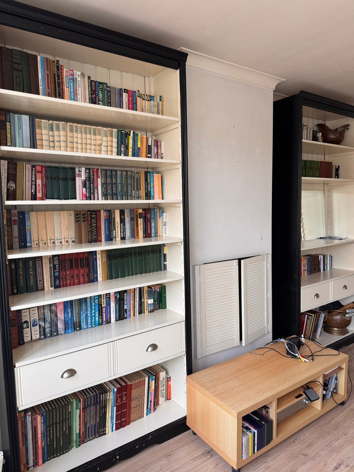 Twee schitterende oude degelijke houten boekenkasten met lad, Ophalen, Gebruikt, 200 cm of meer, 50 tot 100 cm