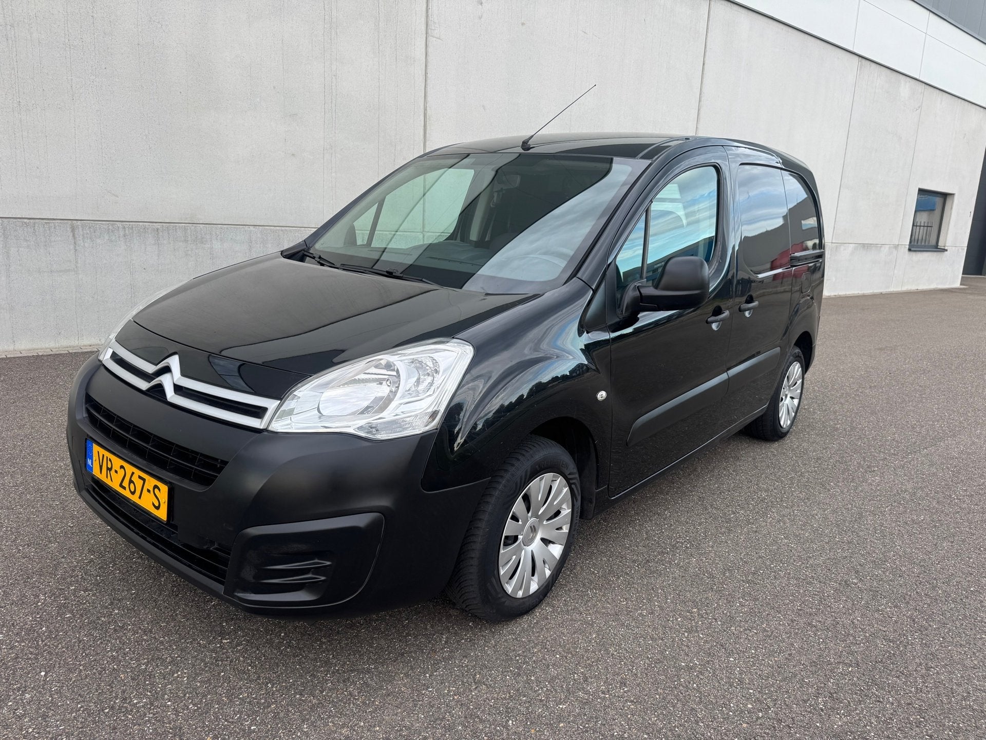 Citroen Berlingo 1.6 HDI 75 Club Marge !, Auto's, Euro 5, Stof, Gebruikt, 4 cilinders