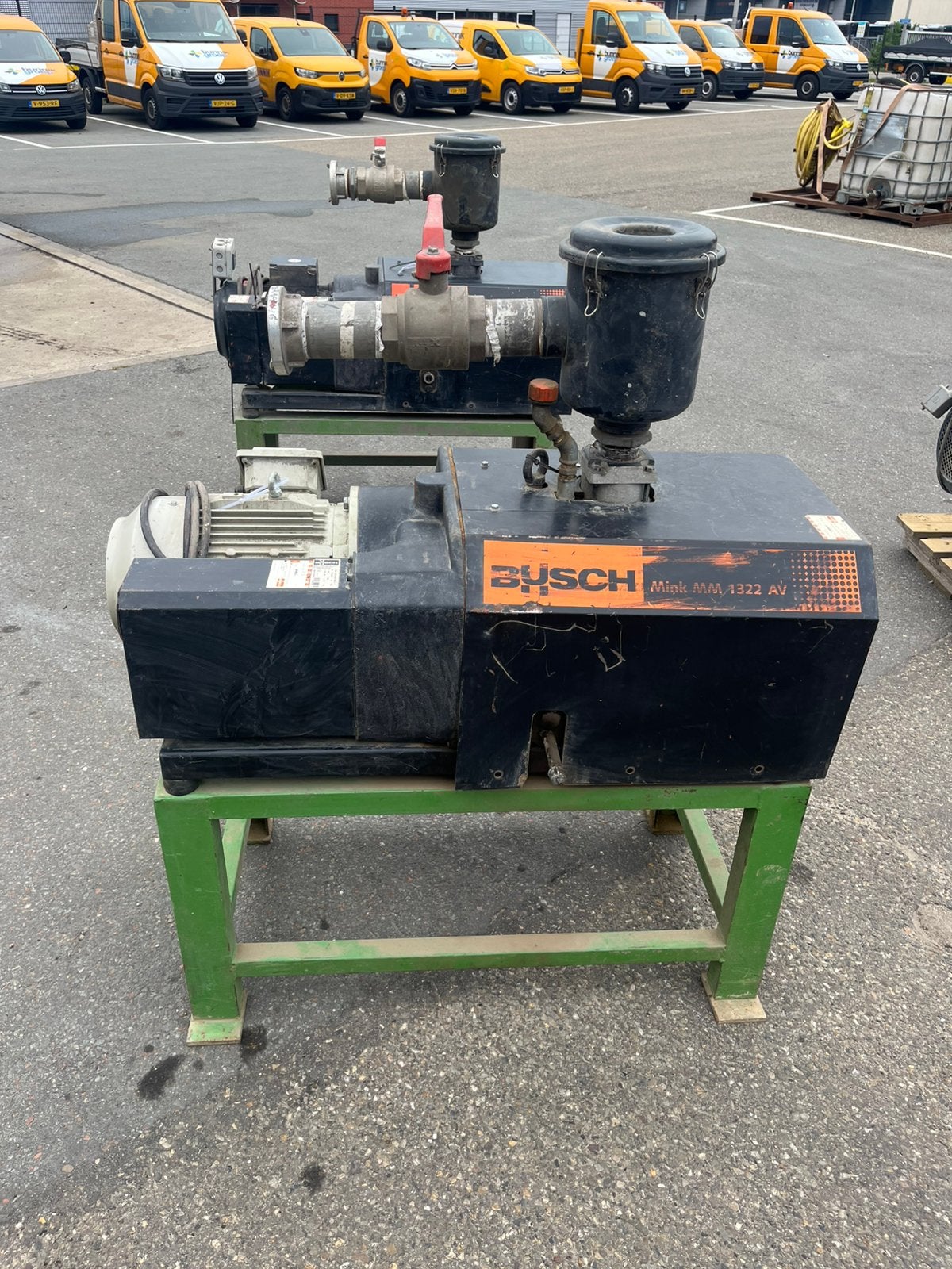 Vacuüm pompen busch mink mm1322 av, Doe-het-zelf en Verbouw, Compressors, Gebruikt, Minder dan 6 bar, 100 liter of meer, 200 tot 400 liter/min
