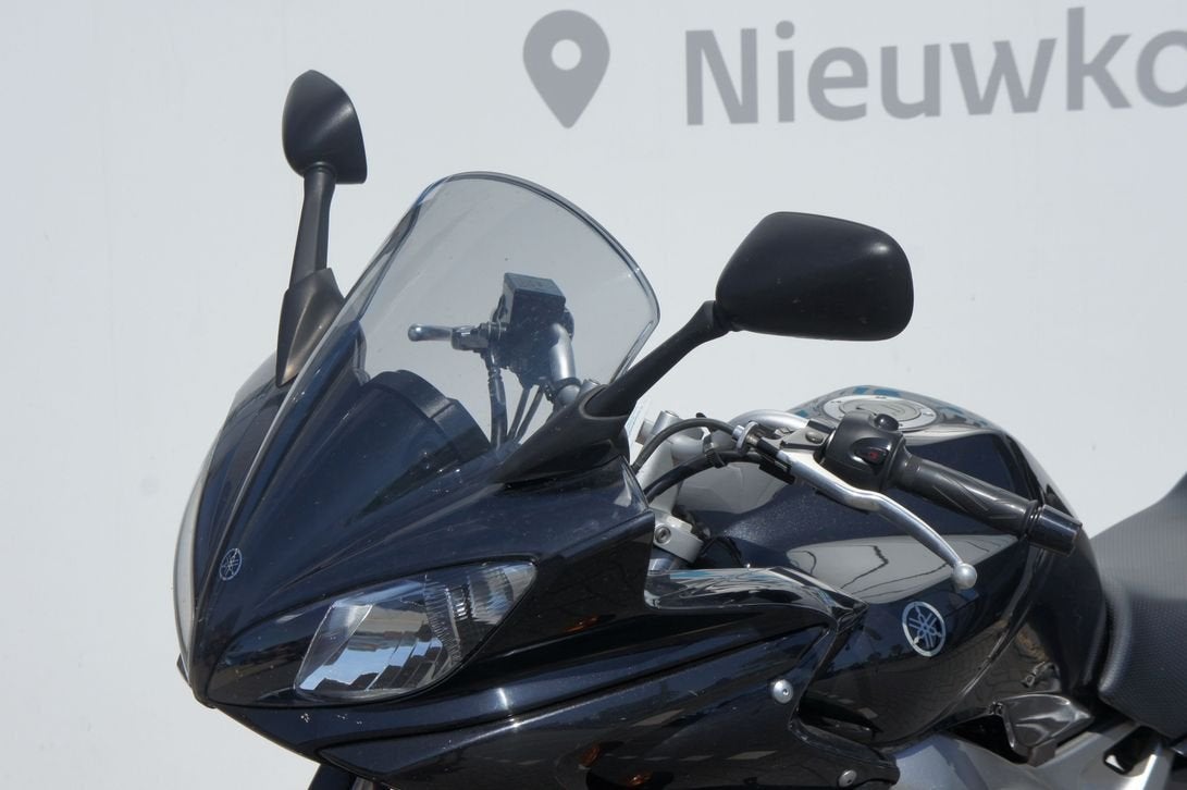 YAMAHA FZ 6 N FAZER (bj 2006) 26,736 km, 4 cilinders, Motorrijbewijs A, Bedrijf, Onbekend