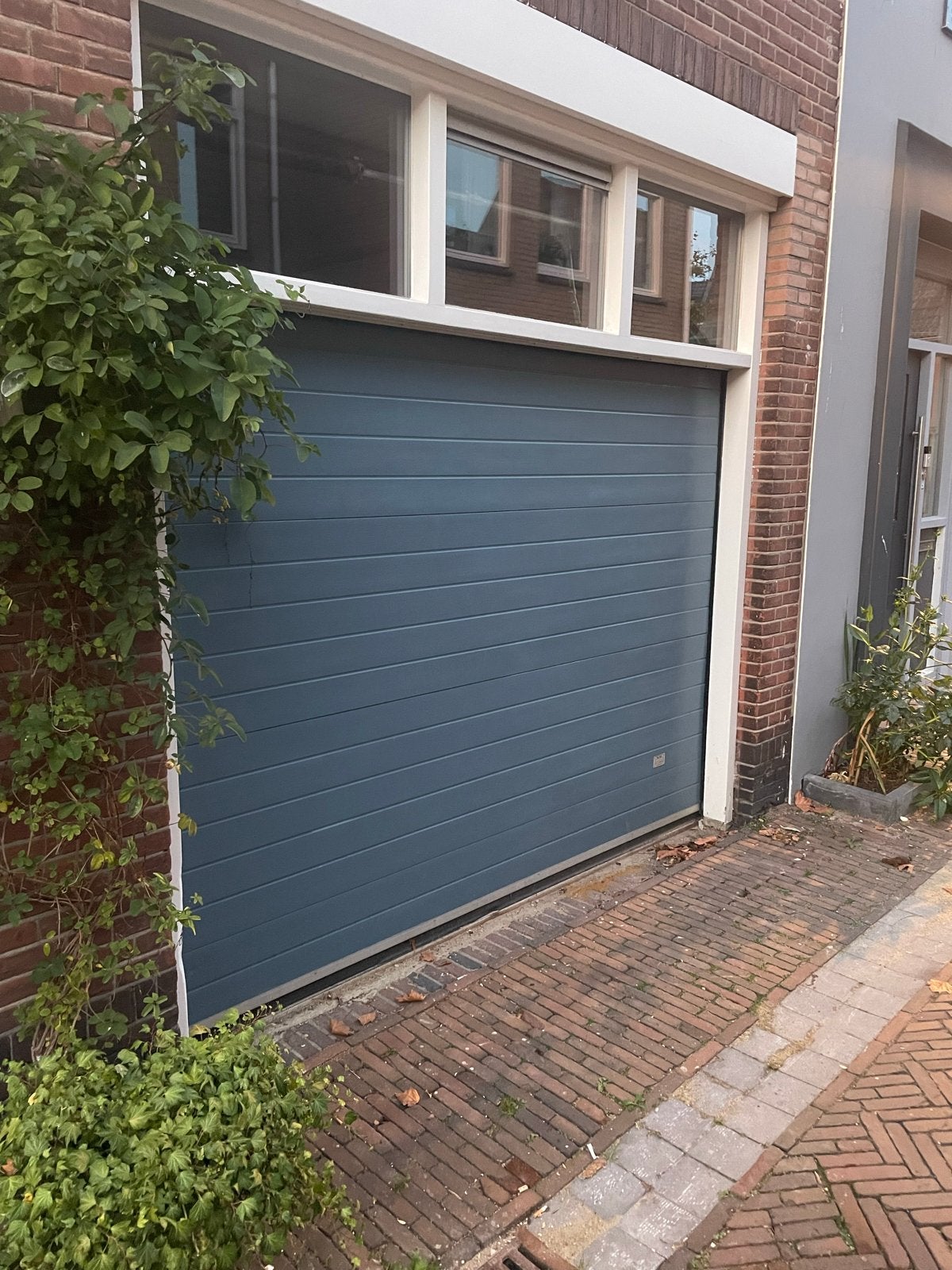 Elektrische roldeur met afstandsbediening (281x215 cm), Ophalen, Garagedeur, Zo goed als nieuw, 120 cm of meer