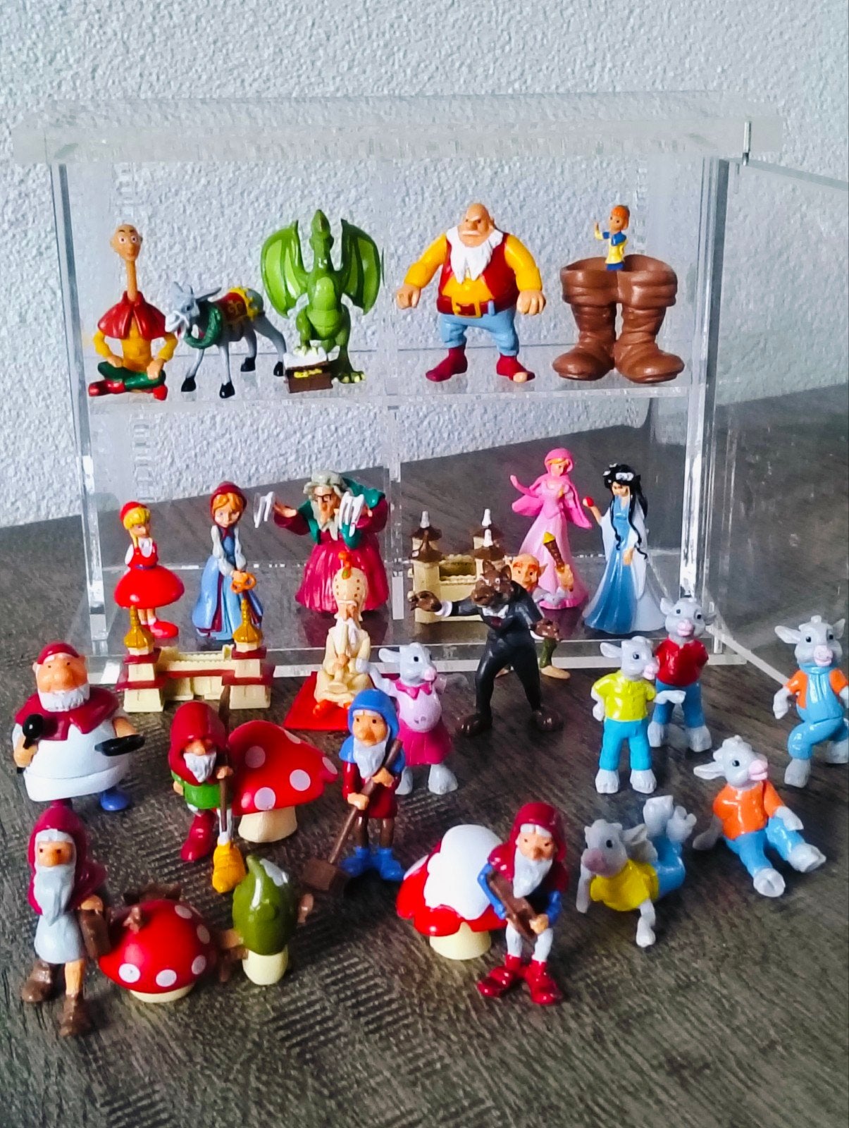 efteling sprookjesbos figuren poppetjes, Ophalen of Verzenden, Zo goed als nieuw, Beeldje of Poppetje