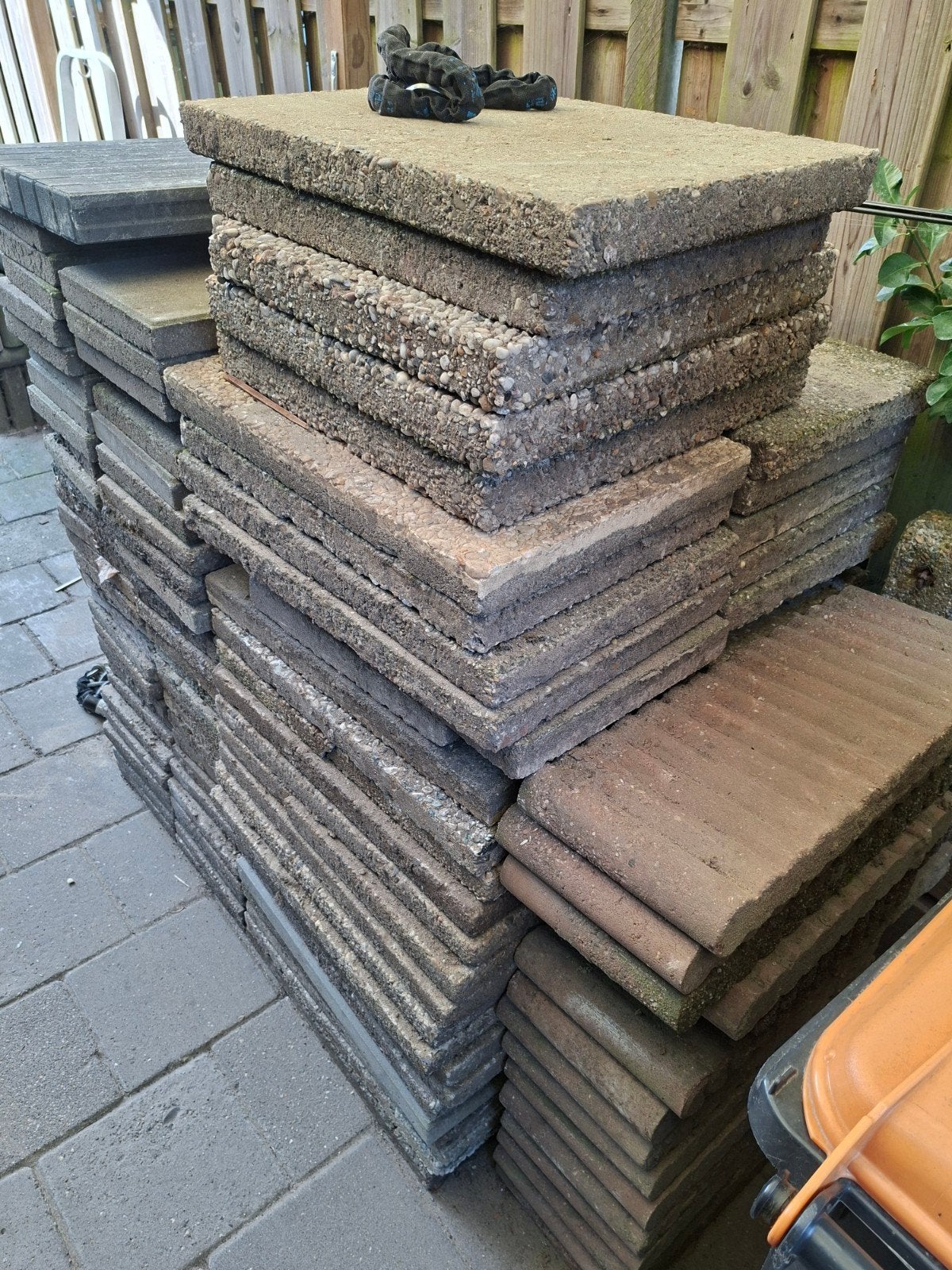 Gratis stoeptegels, 40 x 60cm tegels en Klinkers, opsluitban, Ophalen, Gebruikt