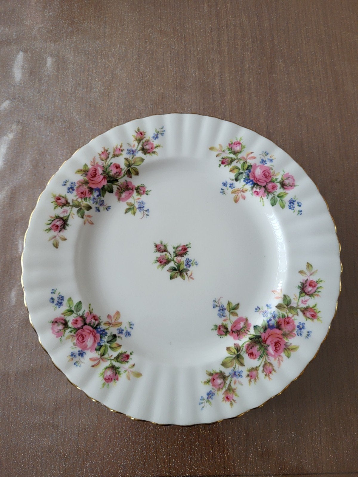 6 ontbijtbordjes royal Albert moss rose, Verzamelen, Ophalen of Verzenden, Zo goed als nieuw, Porselein, Kop en/of schotel