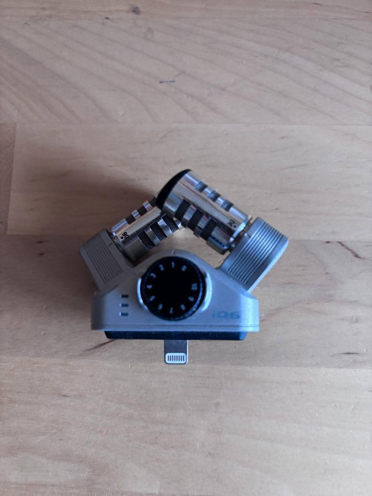 Zoom iQ6 microfoon voor iPhone en iPad, Ophalen of Verzenden, Zo goed als nieuw, Overige typen