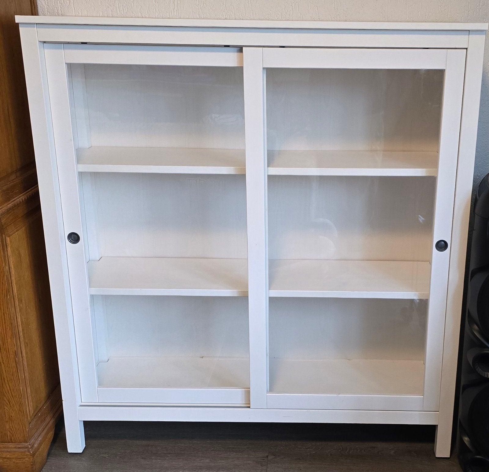 Ikea kast met glazen schuifdeuren, Ophalen, 100 tot 150 cm, 100 tot 150 cm, Overige houtsoorten