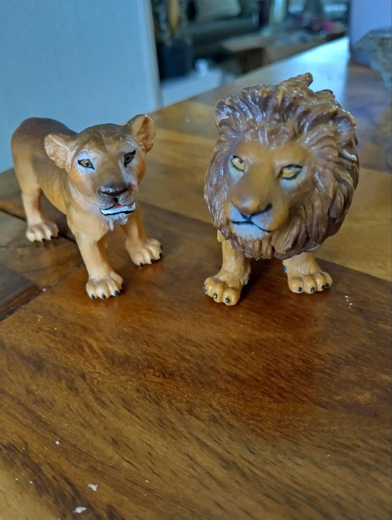 Dierenfiguren Leeuwen, Krokodil, Giraf, Verzamelen, Dierenverzamelingen, Ophalen of Verzenden, Zo goed als nieuw, Wild dier, Beeldje of Figuurtje