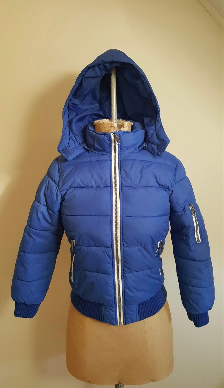 Jas blauw afneembare capuchon maat 140, Kinderen en Baby's, Ophalen of Verzenden, Gebruikt, Jongen, Jas