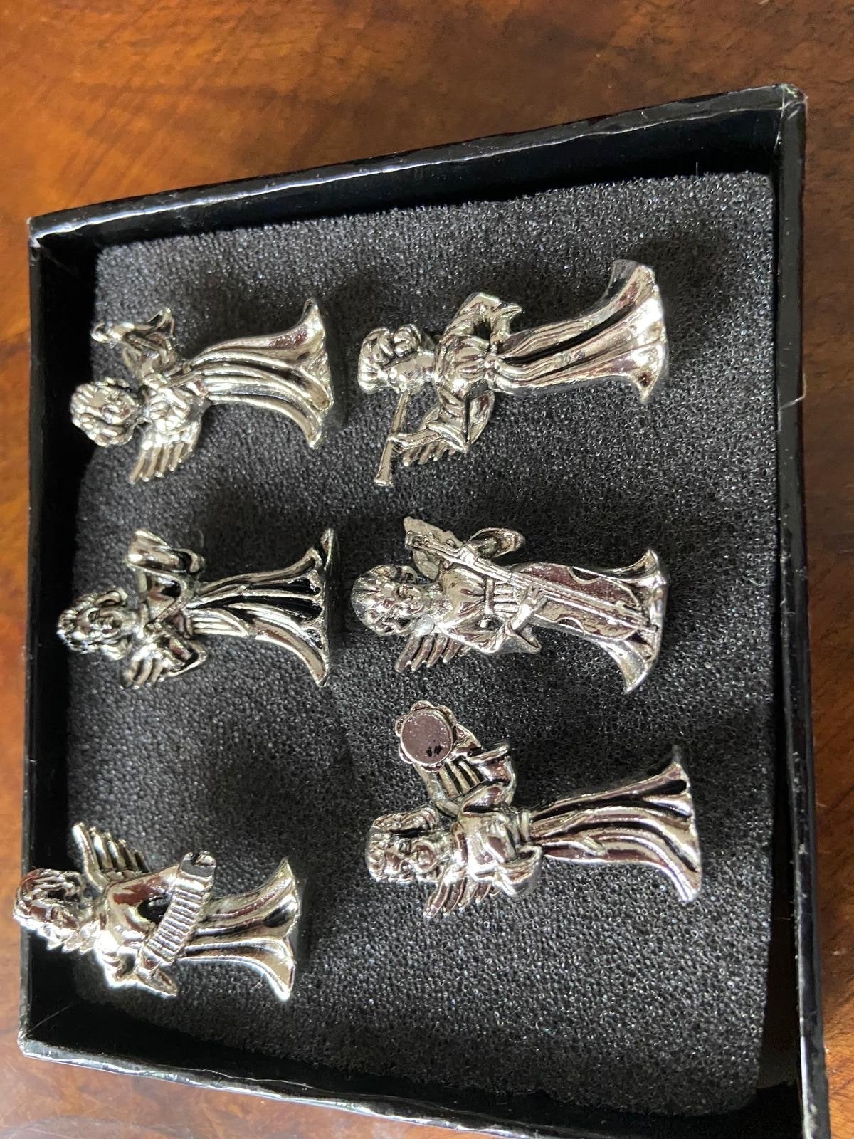 Set van 6 zilverkleurige engeltjes met instrumenten, Ophalen, Metaal, Zilver, Klassiek