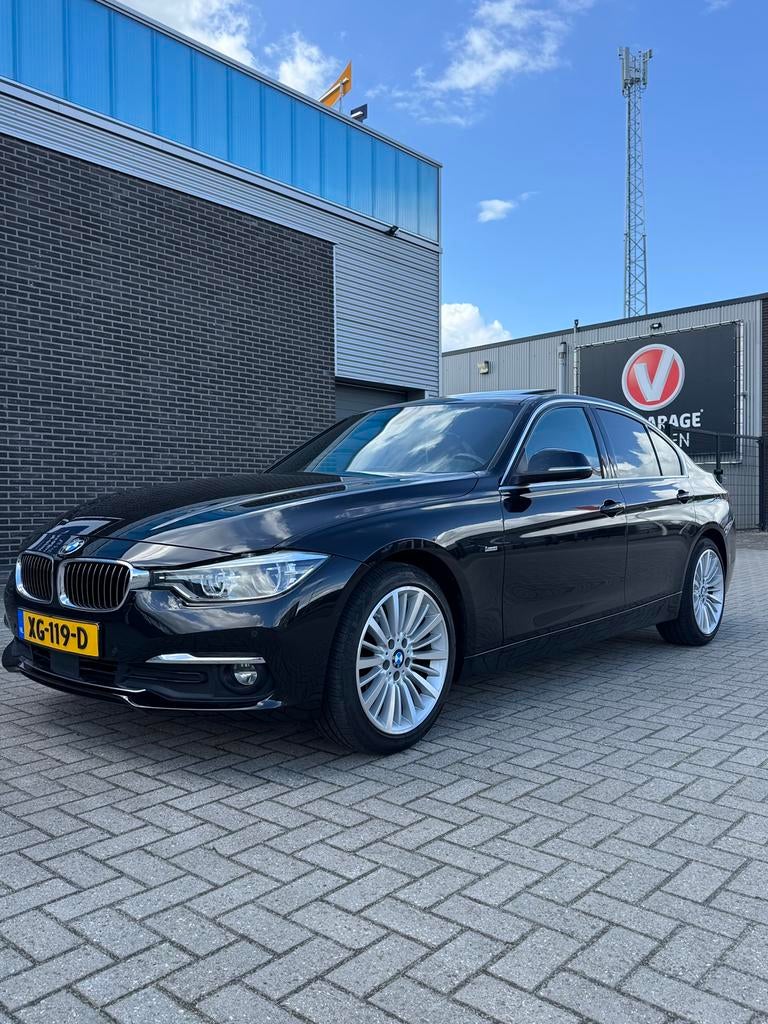 BMW 3-Serie 320i Luxury Edition / schuifdak/ leader, Auto's, BMW, 1998 cc, Achterwielaandrijving, 1800 kg, 4 cilinders