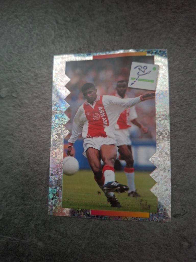 Panini sticker Voetbal 96. Actiefoto Nwankwo Kanu Ajax., Hobby en Vrije tijd, Verzenden, Zo goed als nieuw