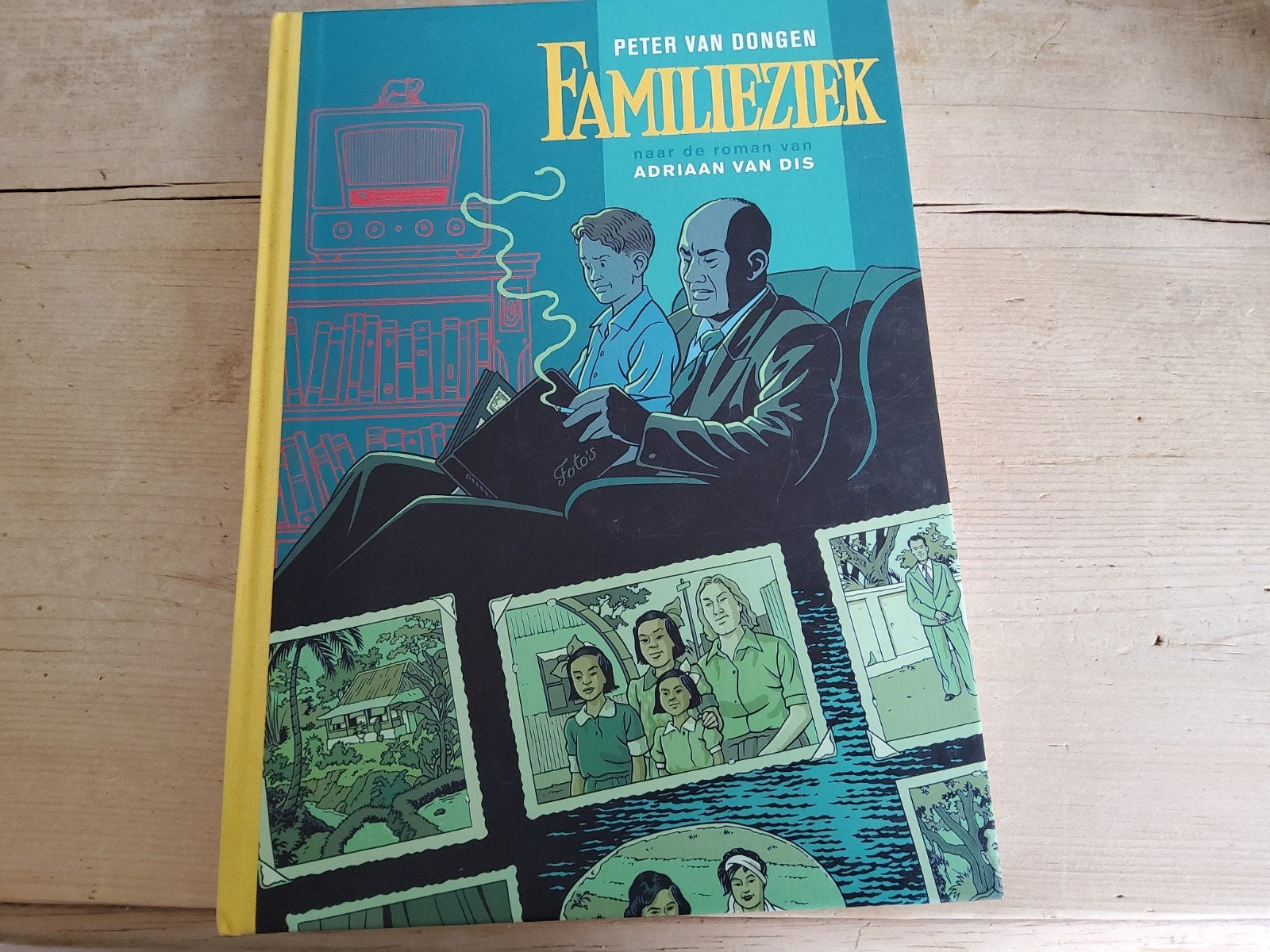 Peter van Dongen / Adriaan van Dis  - Familieziek, Boeken, Eén stripboek, Ophalen of Verzenden, Zo goed als nieuw, Adriaan van Dis; Peter van Dongen