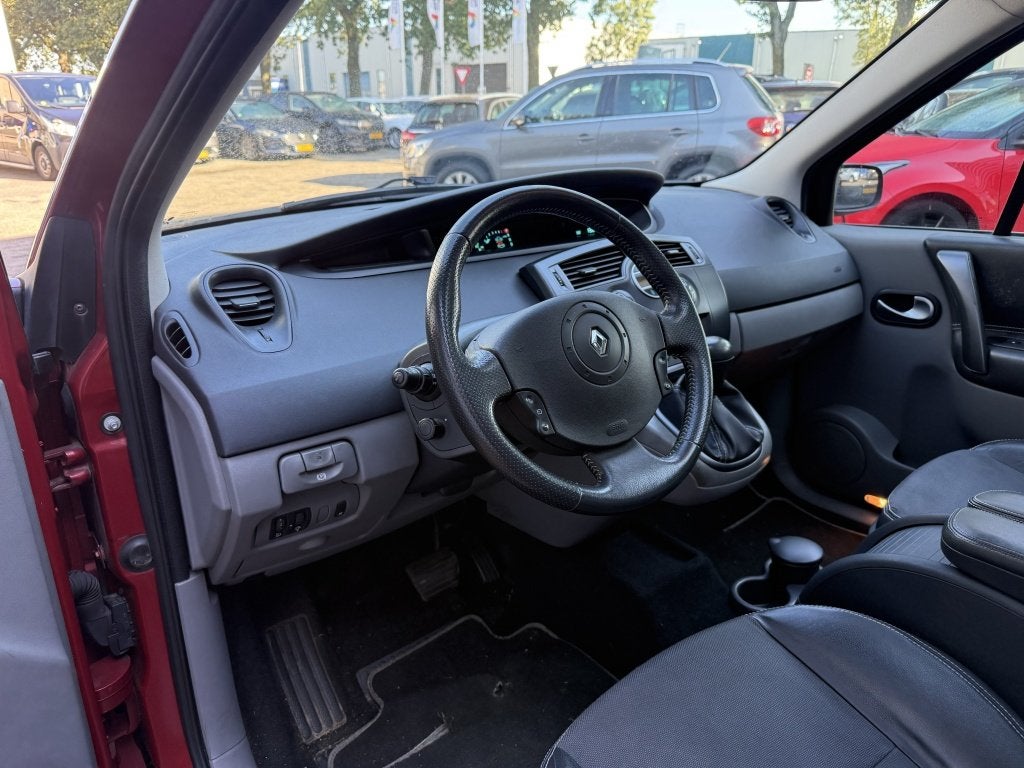 Renault Scénic 2.0-16V Tech Line (bj 2005, automaat), Auto's, 1998 cc, 135 pk, 4 cilinders, Leder en Stof