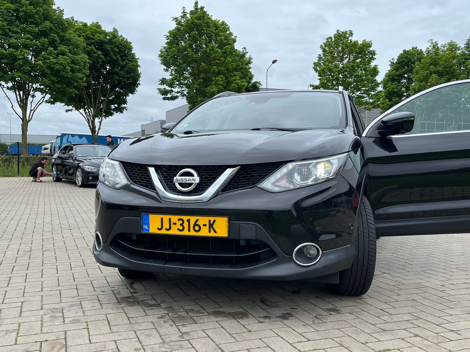 Nissan Qashqai 1.2 tekna,kettingvv,bomvol opties.2st polijst, Voorwielaandrijving, Zwart, 4 cilinders, Zwart