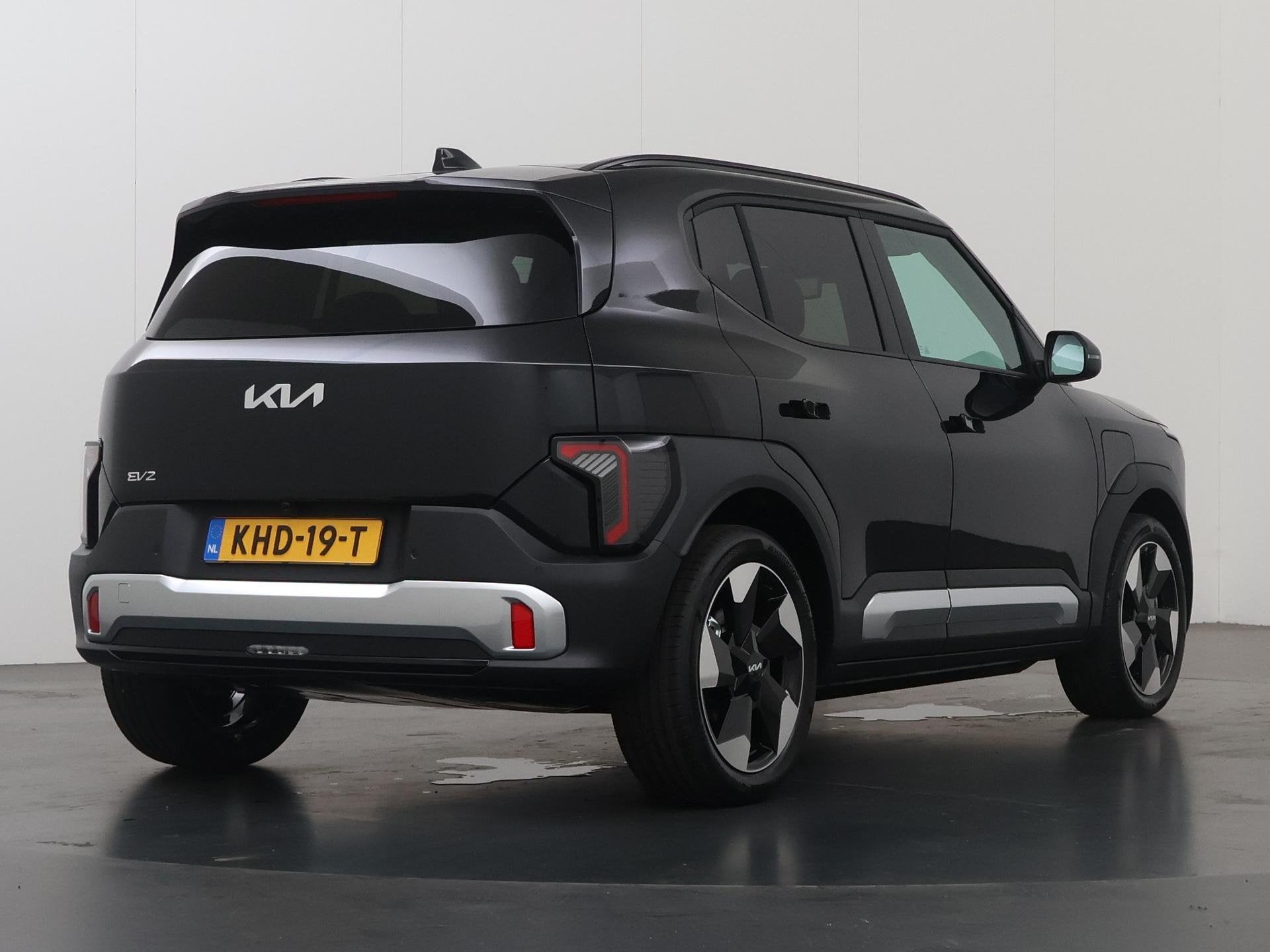 Kia EV2 Plus 42.2 kWh | Privacy Glass | Dual zone climate co, Auto's, Stof, Zwart, Automatische klimaatregeling, Onderhoudsboekje
