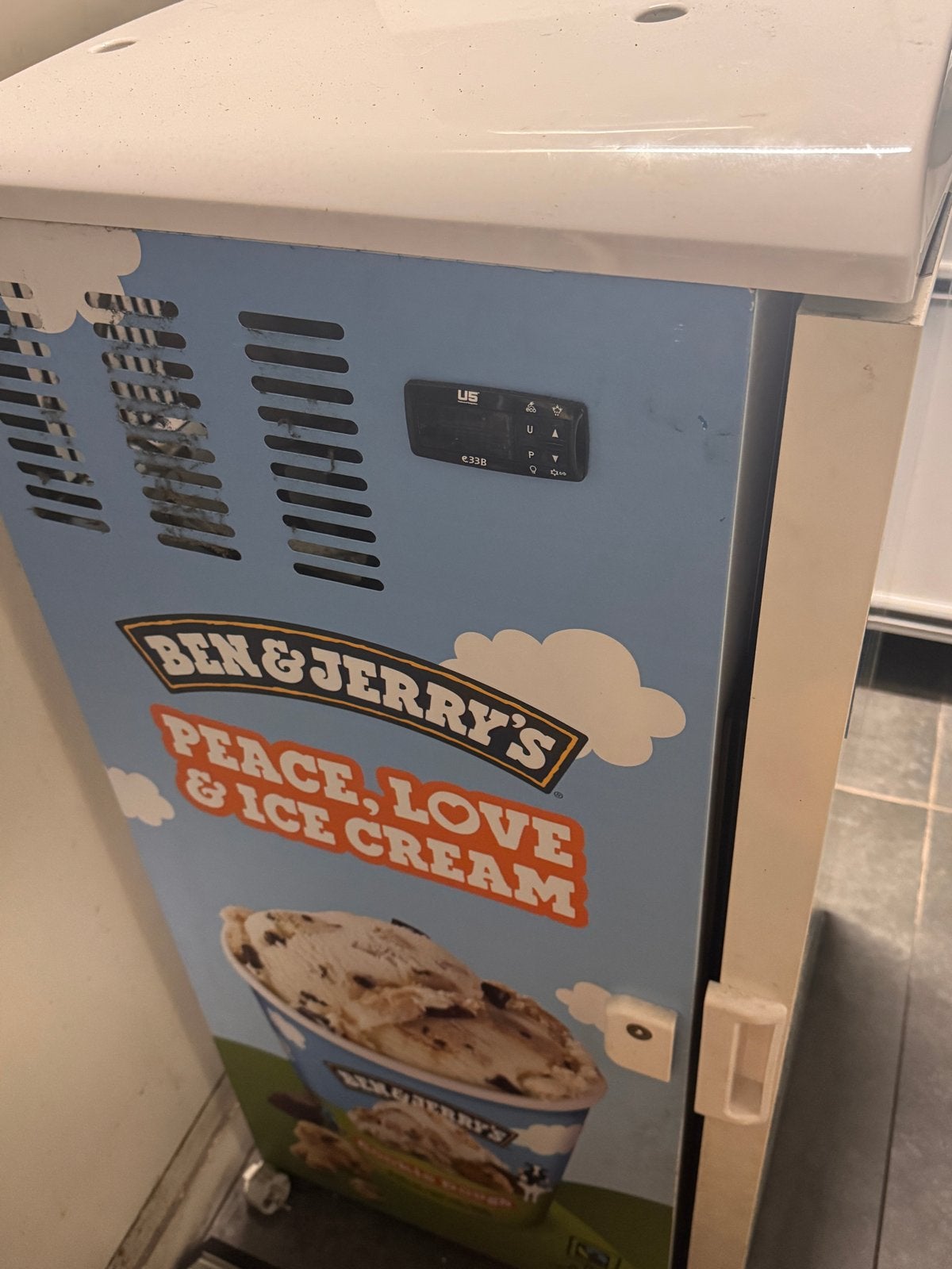 Ben & Jerry's Koelkast - Perfect voor ijsliefhebbers!, 85 tot 120 cm, Ophalen of Verzenden, Minder dan 75 liter, 45 tot 60 cm