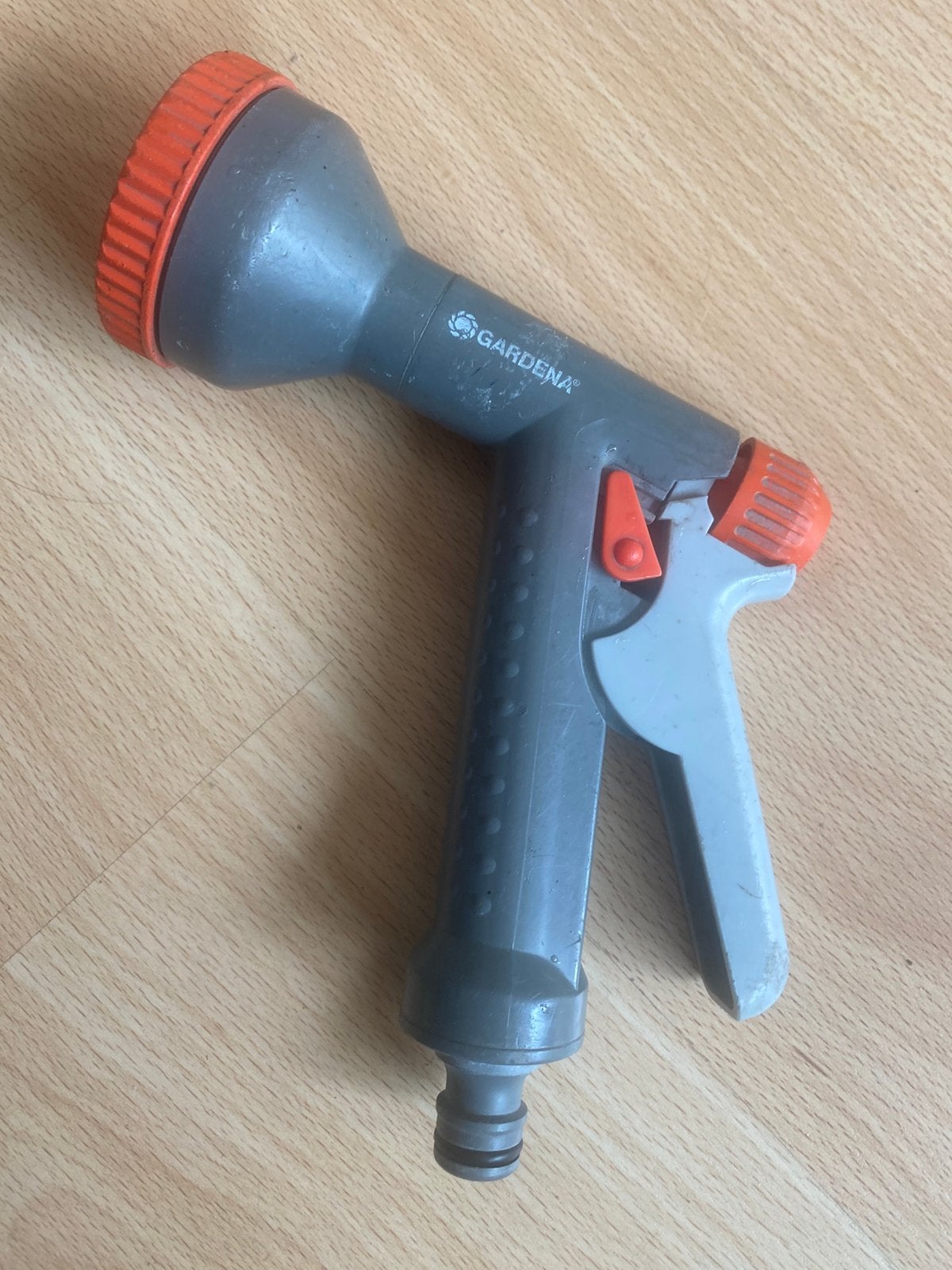Gardena spuitpistool, Ophalen of Verzenden, Gebruikt, Zwenksproeier