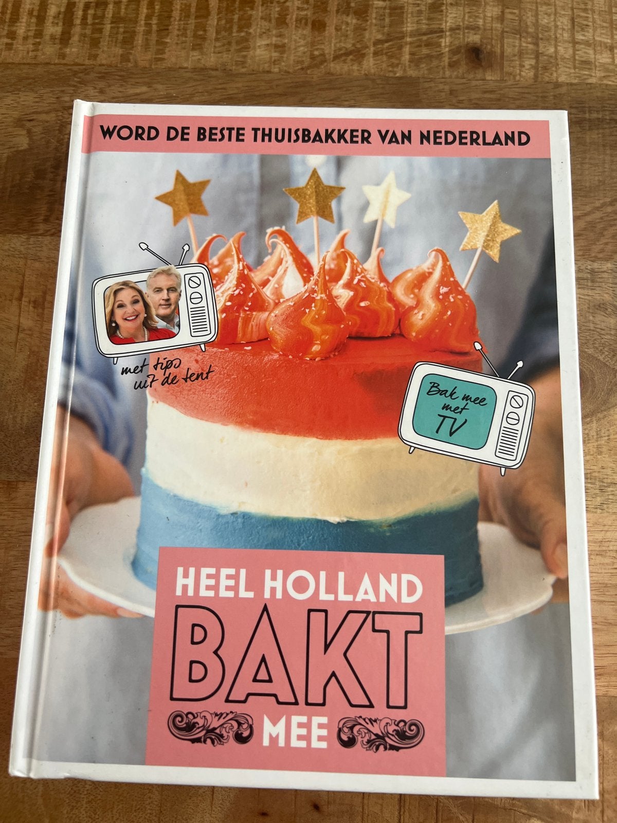 Diverse auteurs - Heel Holland Bakt mee, Boeken, Diverse auteurs; (red.), Verzenden, Zo goed als nieuw, Nederland en België