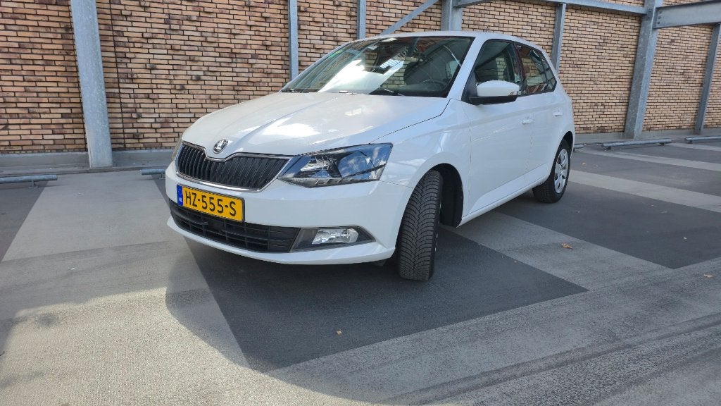 Skoda Fabia 1.2 TSI 66KW (90PK) 2016 Wit, Stof, Euro 6, 4 cilinders, Wit