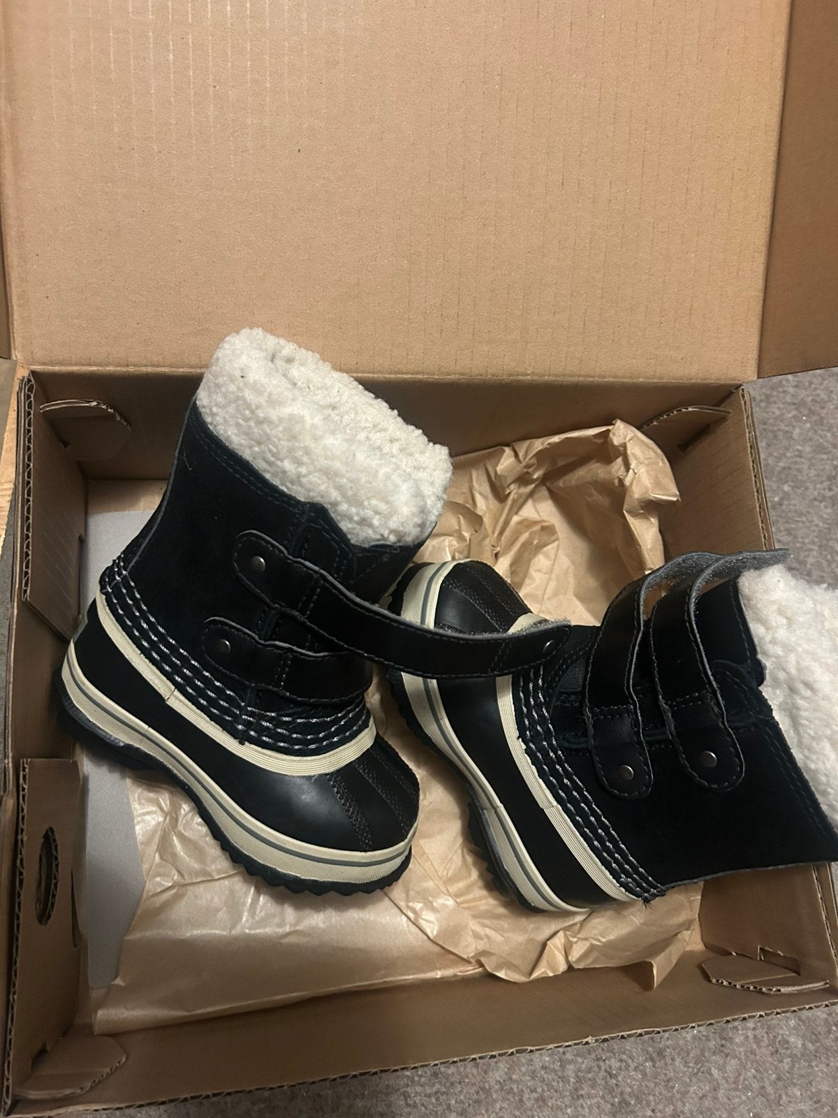 Snowboots maat 22, Jongetje of Meisje, Laarsjes, Ophalen of Verzenden, Zo goed als nieuw