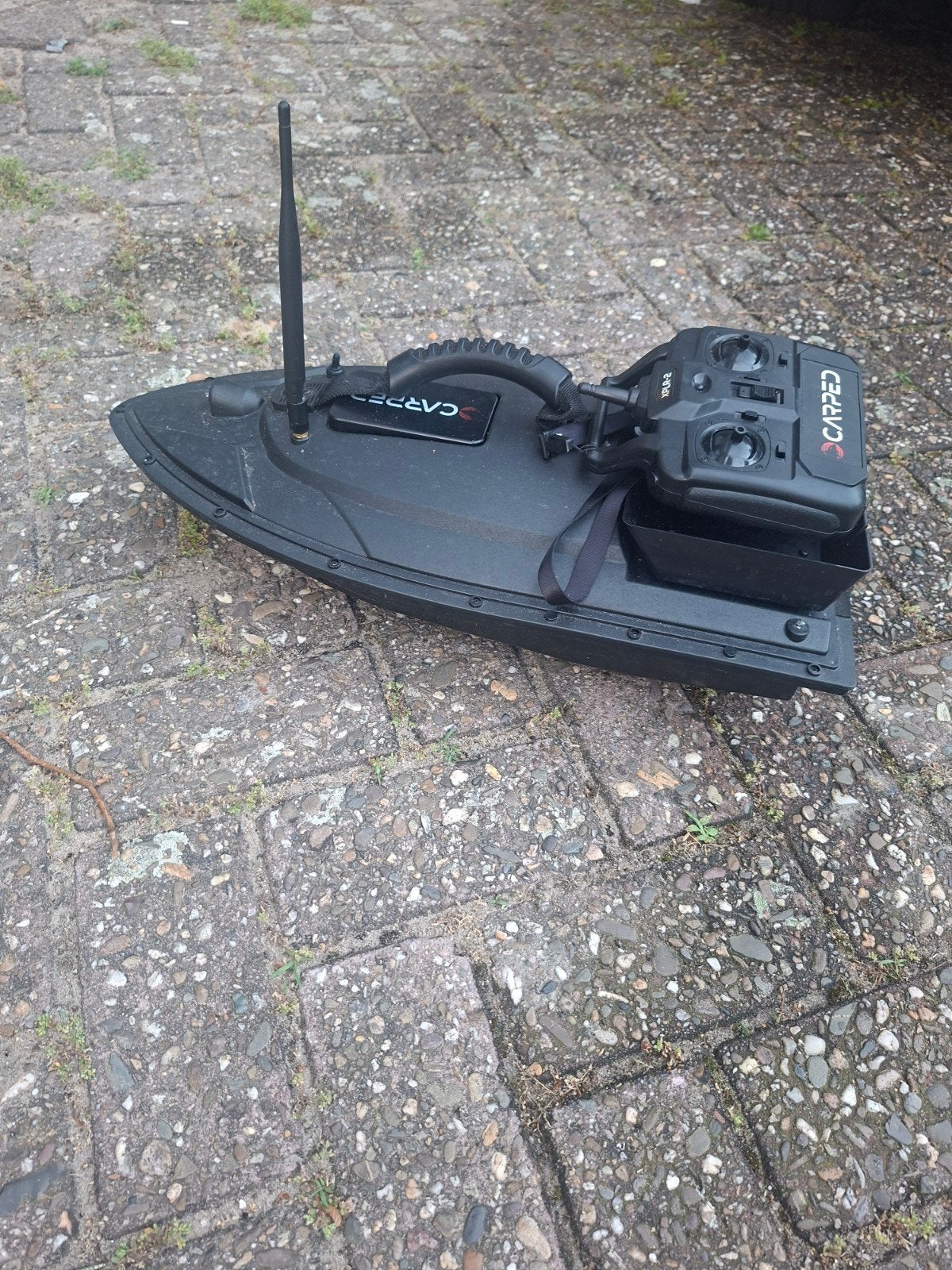 Carped voerboot met afstandsbediening en tas, Ophalen of Verzenden, Gebruikt