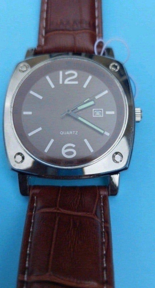 Foto 2 van Stijlvol Cushion horloge.
