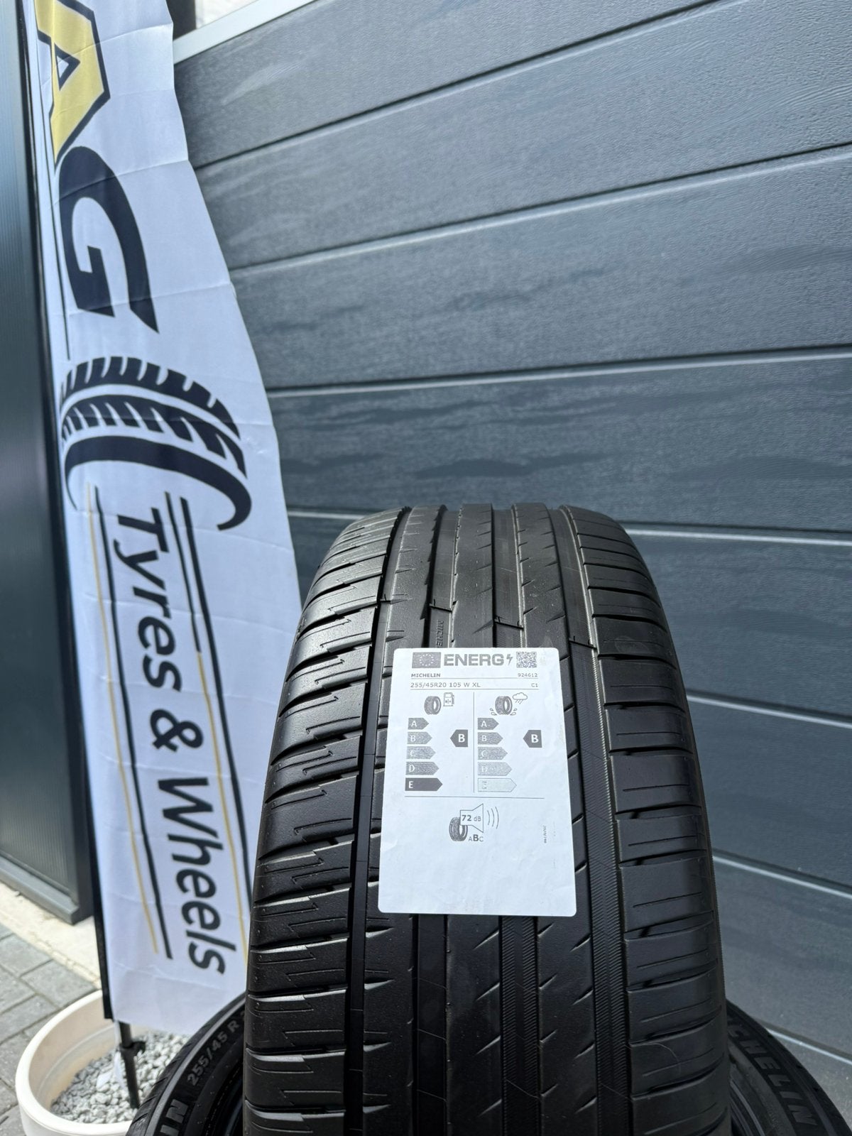 4x 225 45 R19 92V Michelin e primacy 2 Nieuw 225 45 19, 19 inch, Nieuw, Ophalen of Verzenden, Band(en)