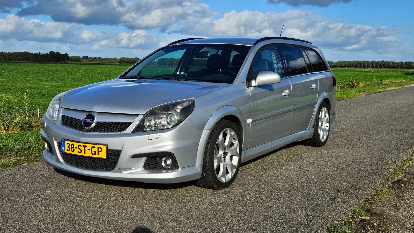 Opel Vectra 2.8 V6 OPC St.wgn. 2006 Grijs, 1800 kg, Zwart, Vectra, Stationwagon