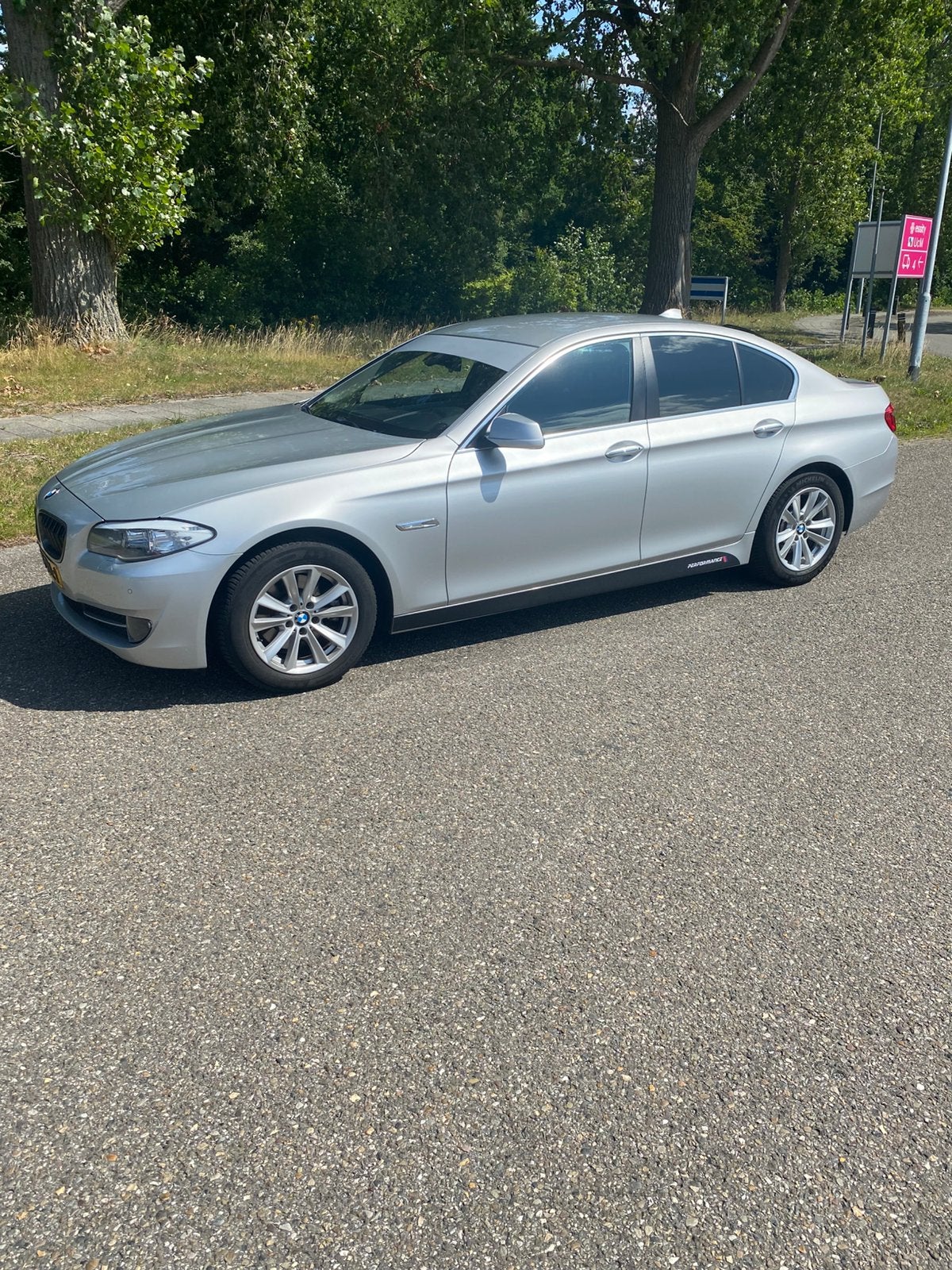 BMW 5-Serie 3.0 I 523 AUT 2012 Grijs, Achterwielaandrijving, 2000 kg, 2996 cc, Origineel Nederlands